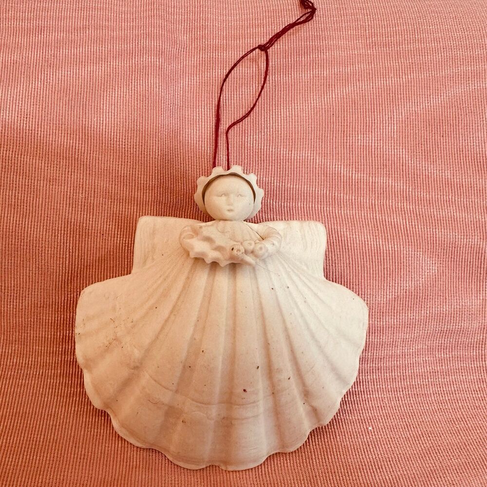1986 Margaret Furlong Angel with Holly Seashell Christmas Ornament 3"